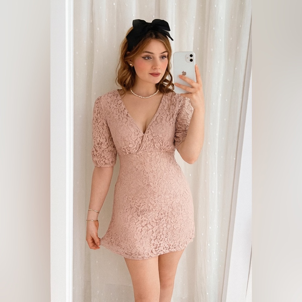 NSR Harlow‎ Lace Mini Dress NWOT